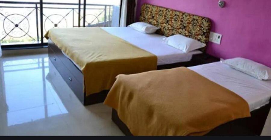Hotel Manasi Inn Satara Exterior photo
